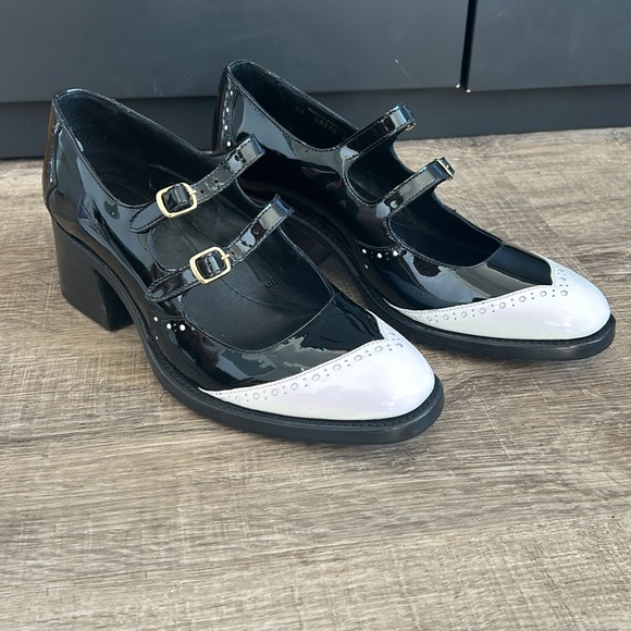 NWOT The Office Of Angela Scott Miss Amelie Amélie Mary Jane size 40 - Picture 9 of 16